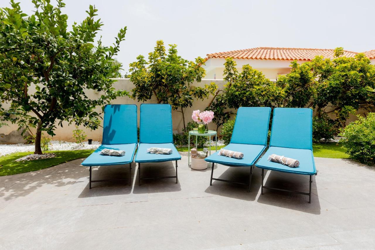 Villa With A Private Swimming Pool Callao Salvaje Bagian luar foto